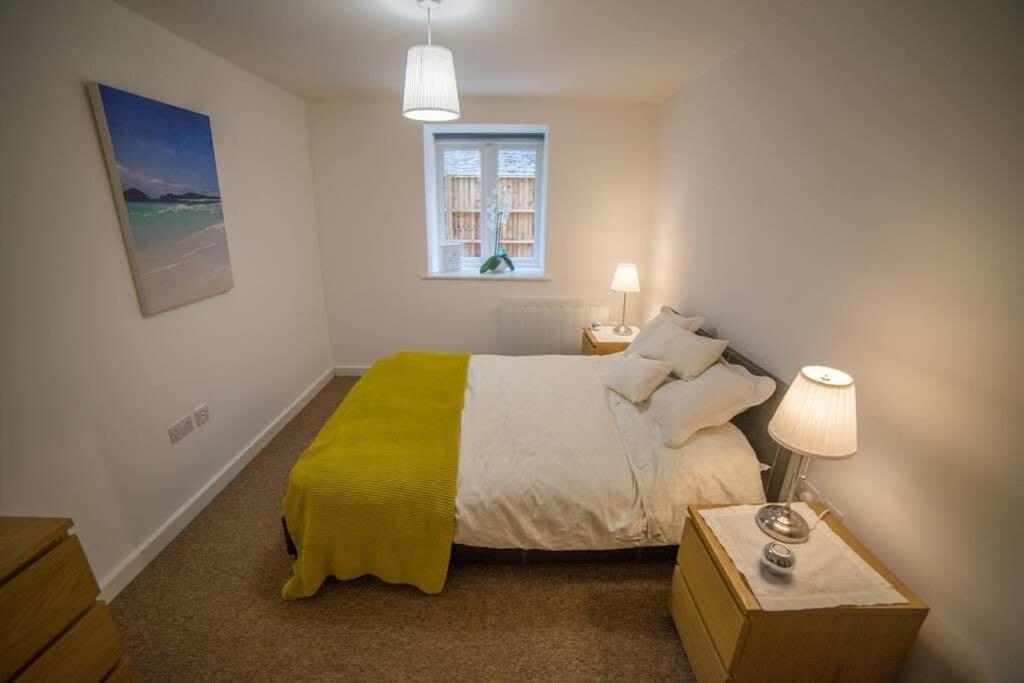 Champion Court Two Bedroom Flat Bristol Esterno foto